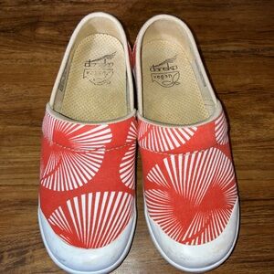 Dansko 37/ 6.5 orange & white slip on vegan clog shoe comfort
